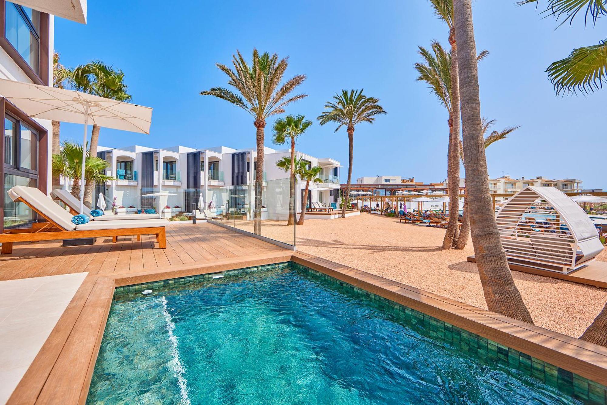 Universal Grand Leon & Spa Colonia de Sant Jordi Bagian luar foto