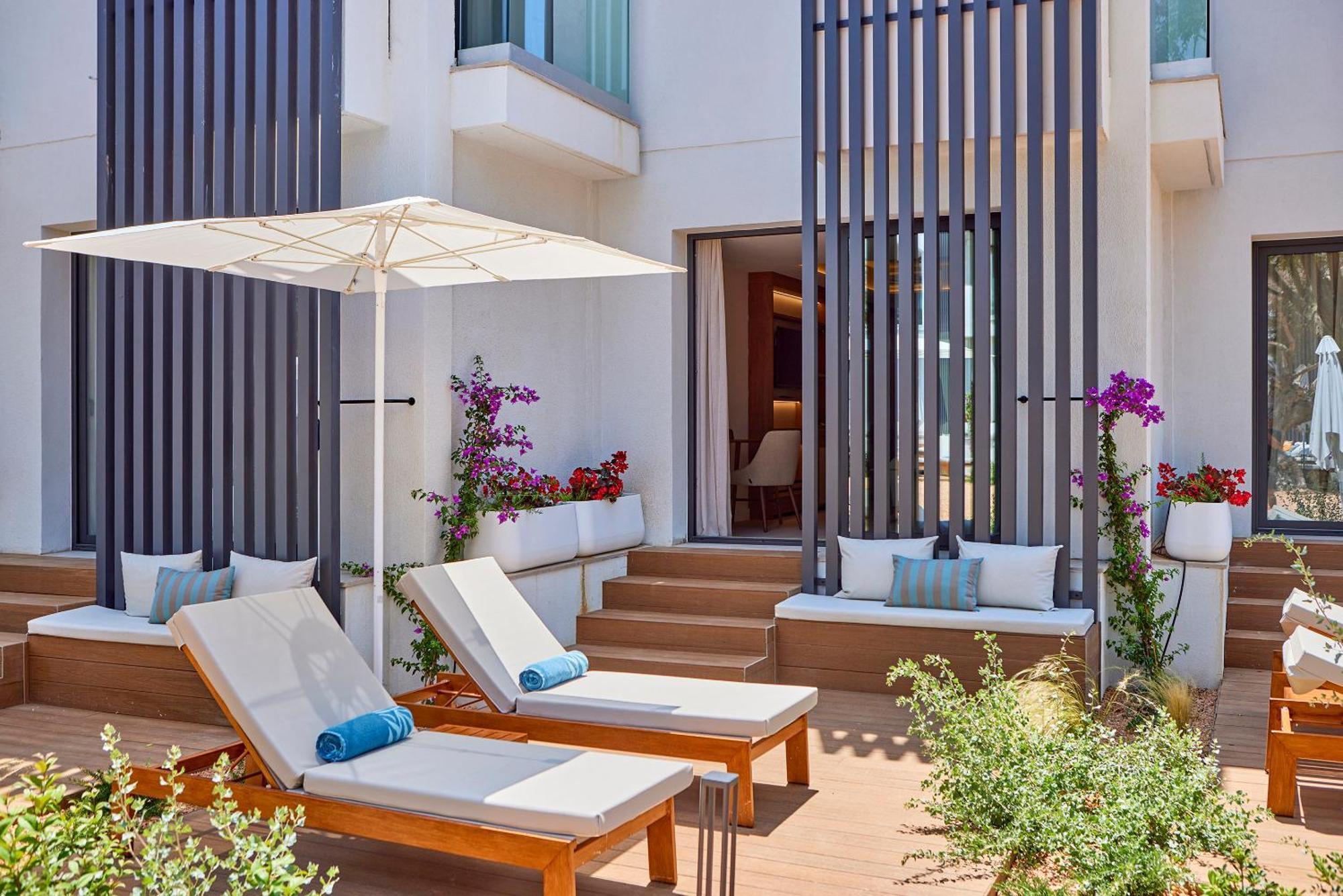 Universal Grand Leon & Spa Colonia de Sant Jordi Bagian luar foto