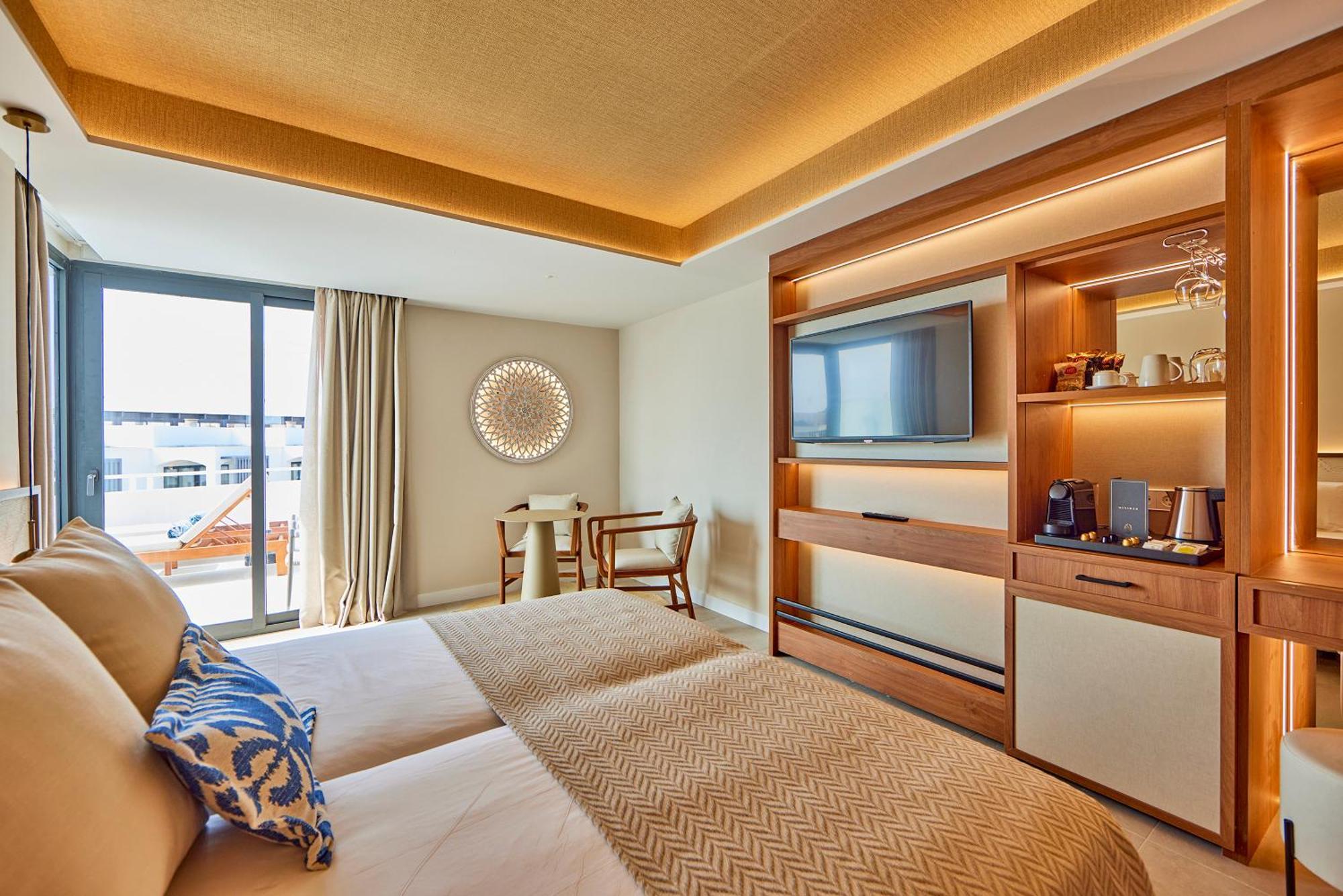 Universal Grand Leon & Spa Colonia de Sant Jordi Bagian luar foto