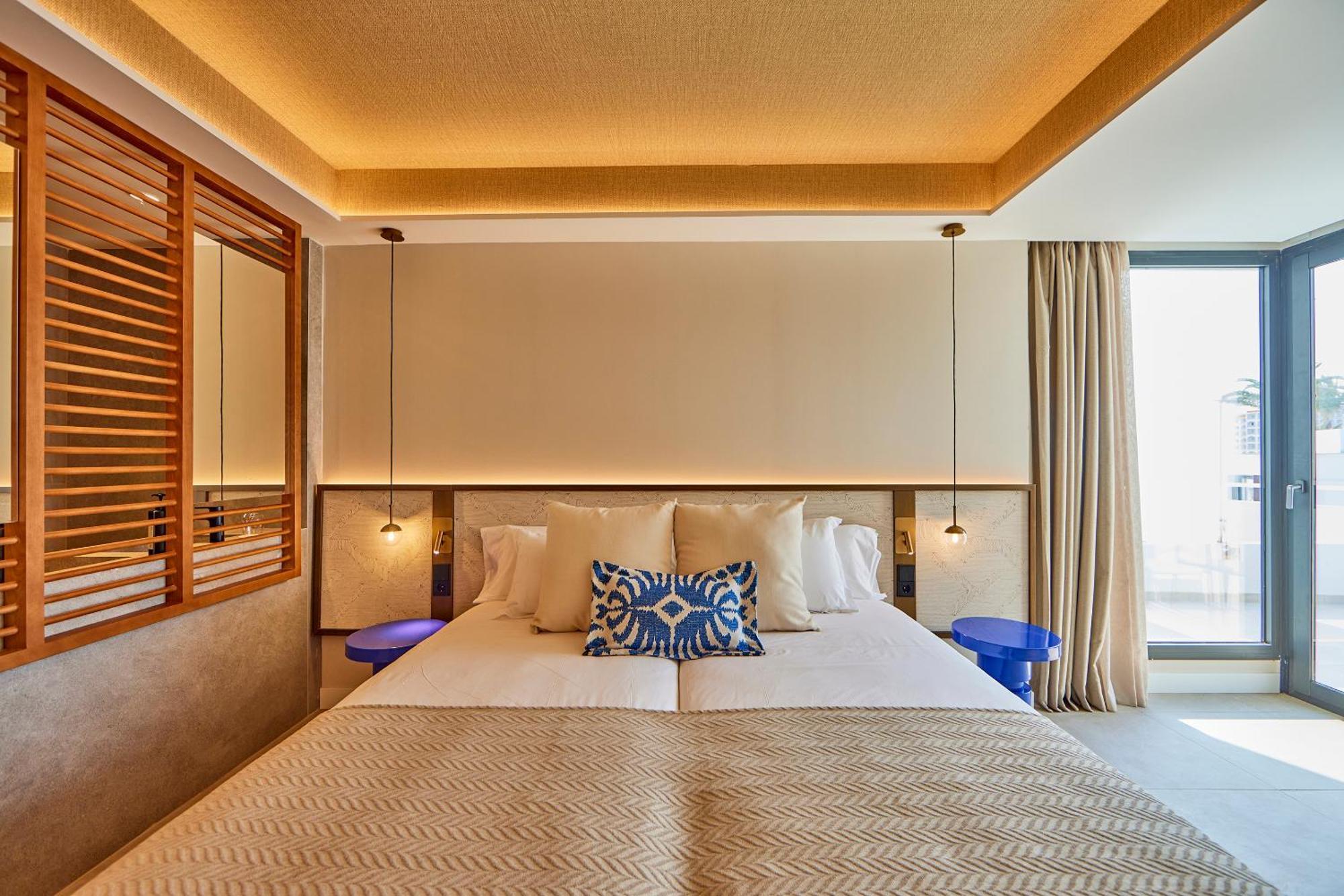 Universal Grand Leon & Spa Colonia de Sant Jordi Bagian luar foto